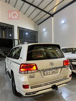 تويوتا لاندكروزر